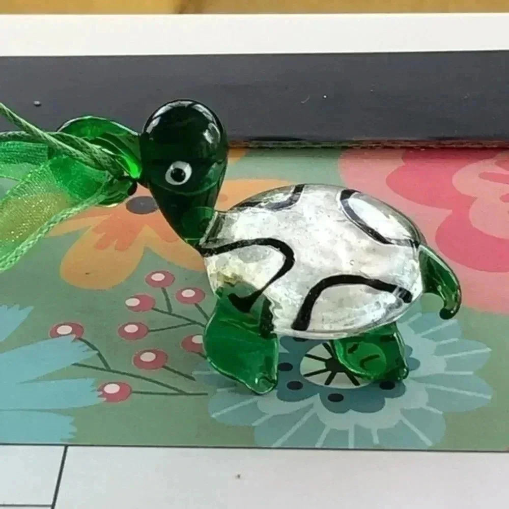 Kelly Green Murano Glass Turtle Tortoise Ribbon & Cord Necklace Nwt